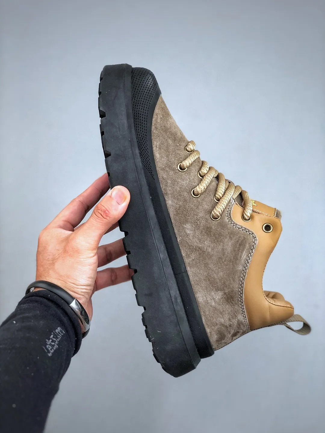 💰520 supports store G 2025 autumn and winter Timberland Timberland/Timberland classic high-top casual men's shoes, newly upgraded, Guangdong factory quality, original box and original packaging, the fabric is made of Italian top frosted cowhide, with anti-odor and anti-corrosion genuine leather latex insoles, giving you a perfect wearing experience. High-quality and durable, a must-have for men. Specialized in not looking handsome. High-quality, first-class foot feel. Exclusive supply. Size: 39-44 (standard size)